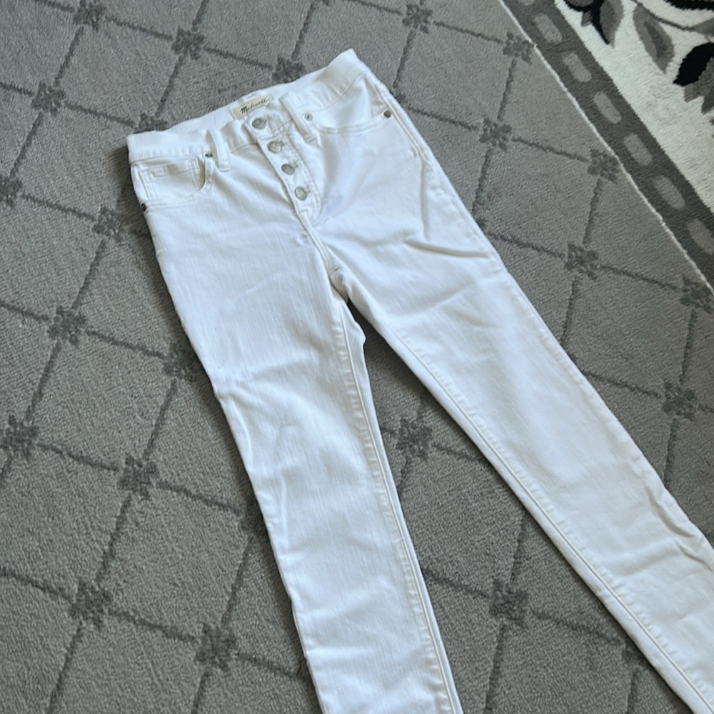 Madewell Women's 9” Mid Rise Skinny Button Fly White Jeans